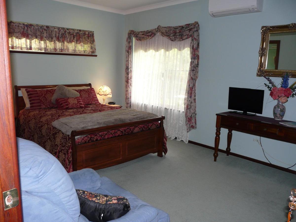 Bed & Breakfast Country Charm Retreat *