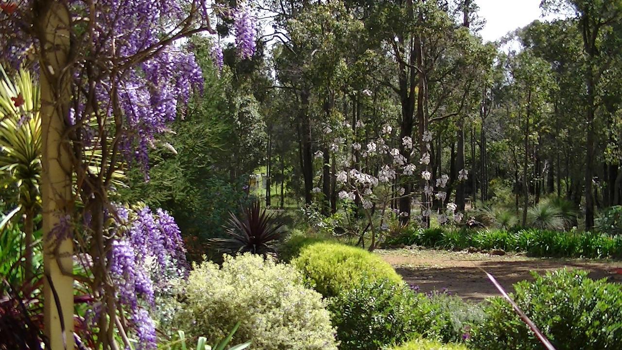 Bed & Breakfast Country Charm Retreat *
